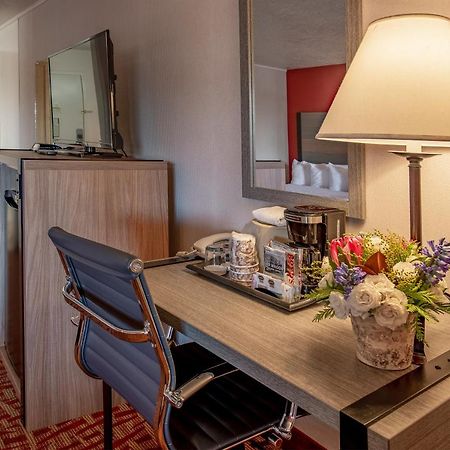 49'Er Inn & Suites Джексон Экстерьер фото