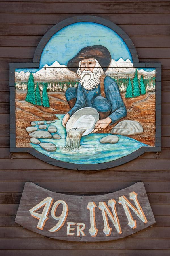 49'Er Inn & Suites Джексон Экстерьер фото