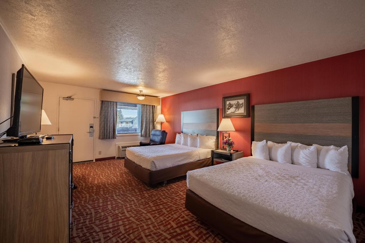 49'Er Inn & Suites Джексон Экстерьер фото