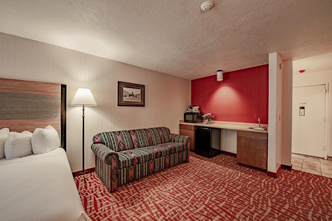 49'Er Inn & Suites Джексон Экстерьер фото