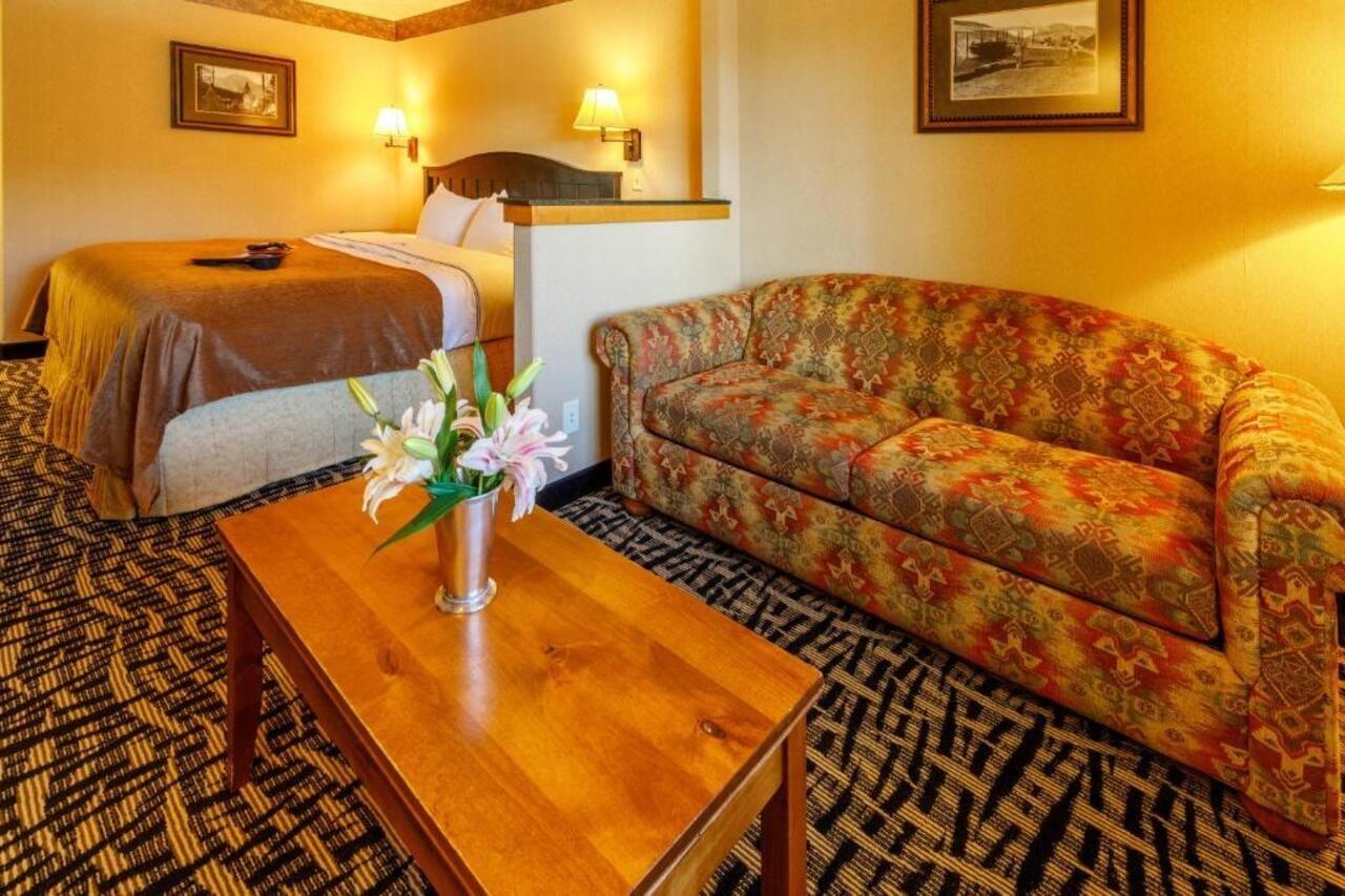 49'Er Inn & Suites Джексон Экстерьер фото