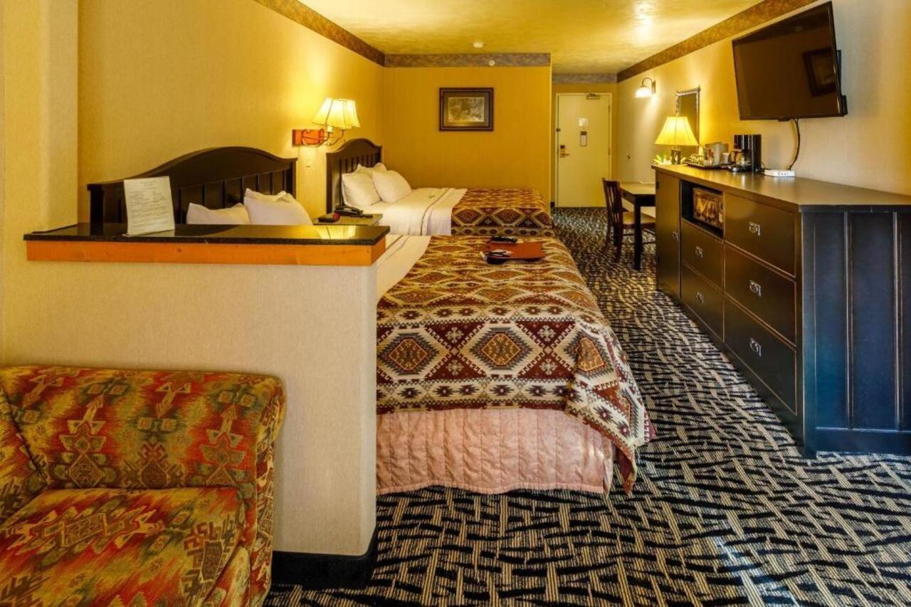 49'Er Inn & Suites Джексон Экстерьер фото