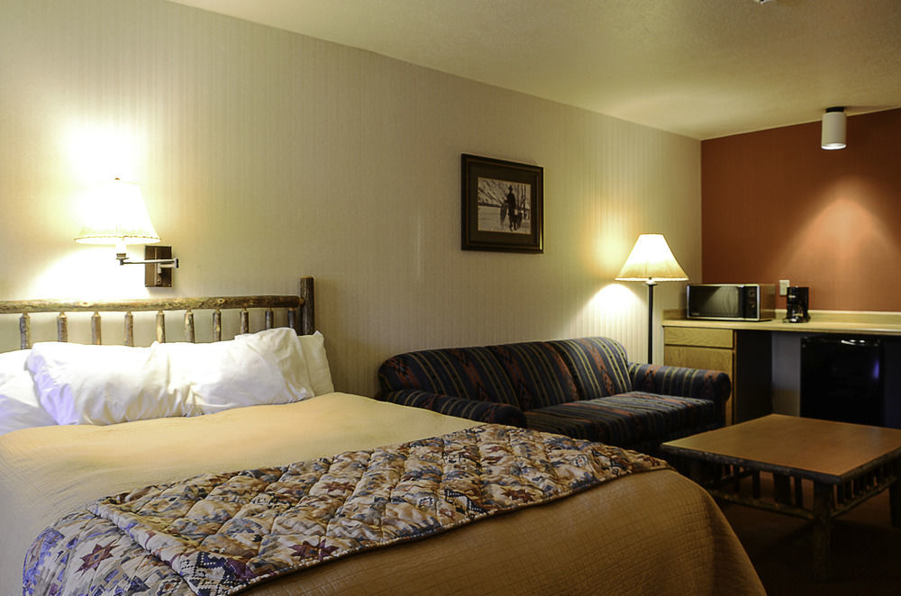 49'Er Inn & Suites Джексон Экстерьер фото